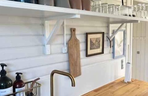 Kerteminde House | Bright and cozy summer cottage on a secluded plot