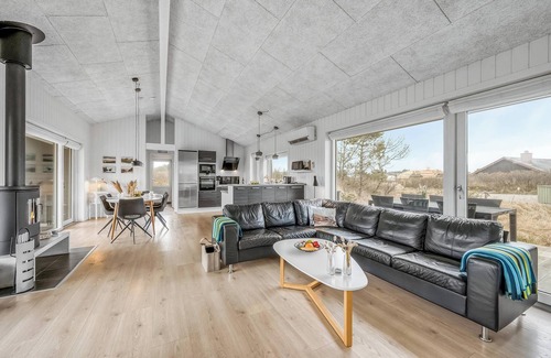 Sondervig Cottage | Bright and modern holiday home - 1026
