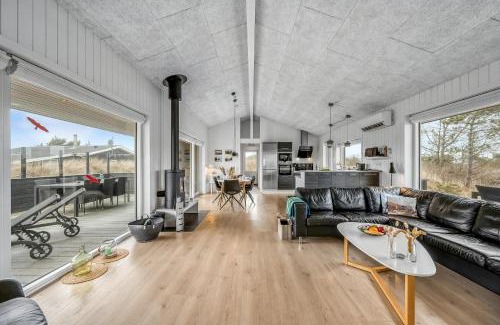 Sondervig House | Bright And Modern Holiday Home - 1026