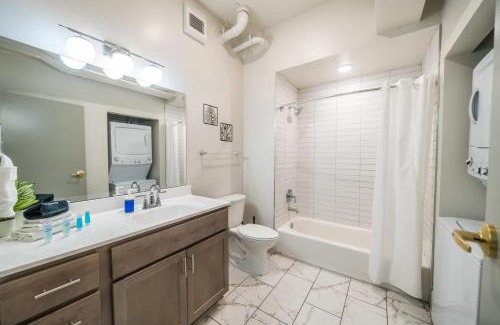 Downtown Louisville Apartment | Bright and Modern Studio in Louisville # 106