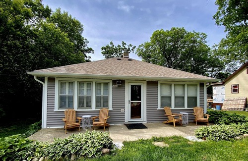 Como House | Bright and open, renovated, family friendly house.