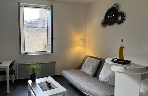 Carpentras Apartment | Bright and Optimized Studio in the Heart of the City