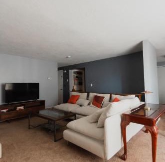 Midvale Apartment | Bright and Peaceful Apt in Midvale
