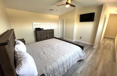 Mesquite House | Bright and Spacious 2 Story Condo