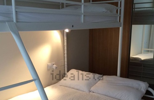 Porto de Espasante Apartment | Bright and spacious apartment in modern urbanization with pool.