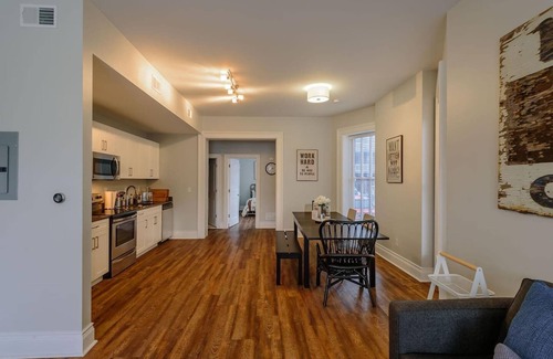 Midtown Apartment | Bright and Spacious Midtown Getaway with King Bed