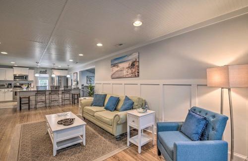 Murrells Inlet House | Bright and Sunny Home about 14 Mi to Myrtle Beach!