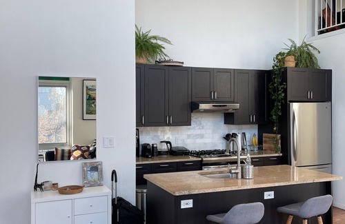 Williamsburg Apartment | Bright and Sunny Loft in Williamsburg