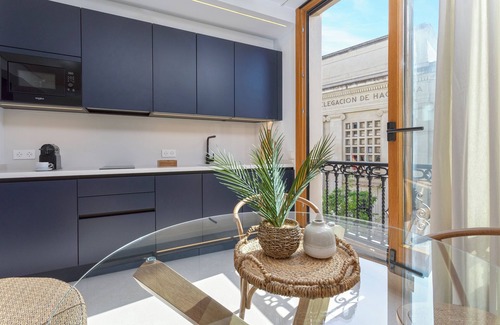 El Arenal Apartment | Bright Apartment in Seville. Tomás de Ibarra II