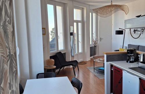 Rive Droite Apartment | Bright apartment in the heights of Recouvrance