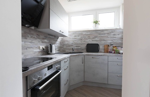 Ueberlingen Apartment | Bright apartment near the lake and the city with a small balcony