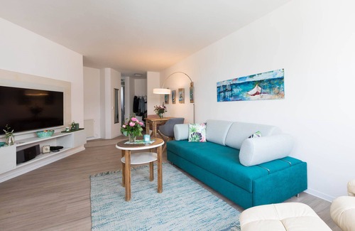 Ueberlingen Apartment | Bright apartment near the lake and the city with a small balcony