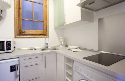 La Sagrada Familia Apartment | Bright apartment near Sagrada Familia