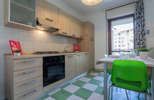 San Donato Apartment | Bright Apartment near Parco Dora