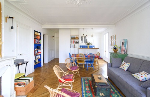 17th Arrondissement Apartment | Bright Apartment On The Roofs Of Paris