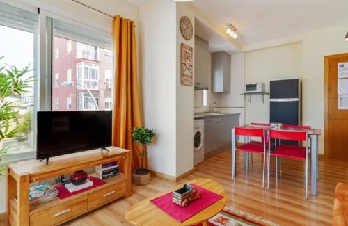Capuchinos Apartment | Bright apartment with terrace, BBQ, parking and air conditioning in Málaga