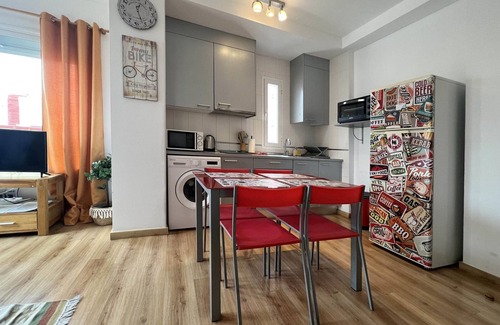 Capuchinos Apartment | Bright apartment with terrace, BBQ, parking and air conditioning in Málaga