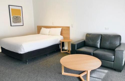 Bright Hotel | Bright Avenue Motor Inn