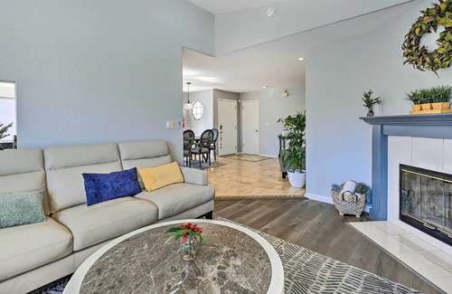 Pittsburg House | Bright Bay Point Home w/ Deck & Gas Grill!