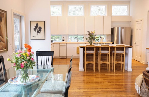 Lenox House | Bright & beautiful lakefront retreat. 5 minute walk to Tanglewood!