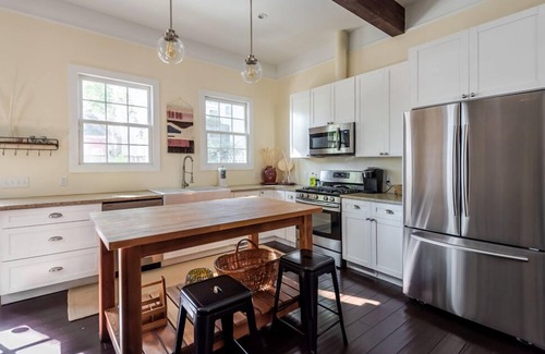 Historic Downtown Savannah House | Bright Bohemian Home w/Parking + Deck Near Forsyth Park by Lucky Savannah