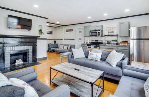 Brevard House | Bright Brevard Home Near Downtown & Trails