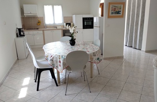 Santa-Lucia-di-Moriani House | Bright, comfortable villa with landscaped garden, 5 minutes from the beach!
