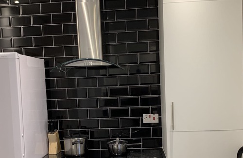 Falkirk House | Bright Carmuirs flat