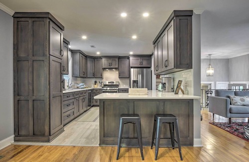 Cary House | Bright Cary Home with Deck < 15 Mi to Raleigh!