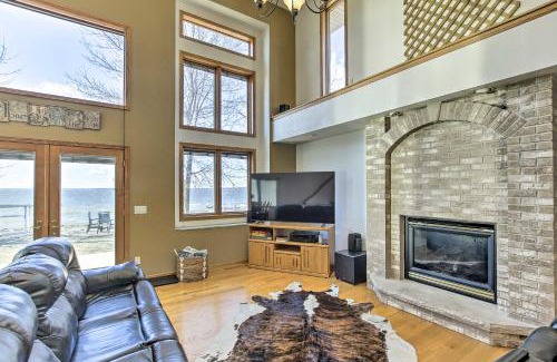 Cecil House | Bright Cecil Home with Boat Dock and Lake Access!