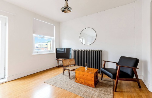 Spitalfields Apartment | Bright Central Studio in Vibrant Spitalfields
