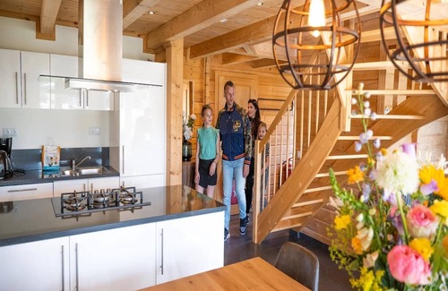 Lochem Ski Chalet | Bright chalet in the Achterhoek