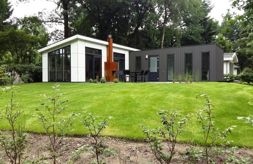 Lochem Ski Chalet | Bright chalet in the Achterhoek
