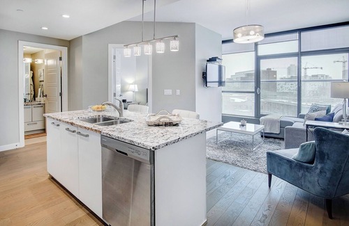 Victoria Park House | Bright & Clean 1 BR 1 BA DT Condo - City Views!