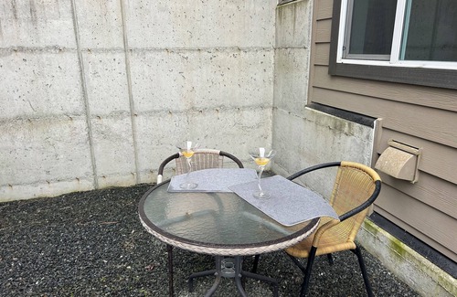 Langford Apartment | Bright clean one bedroom apartment Victoria bc