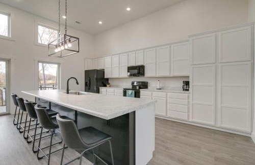 Cotter House | Bright Cotter Vacation Rental with White River Views