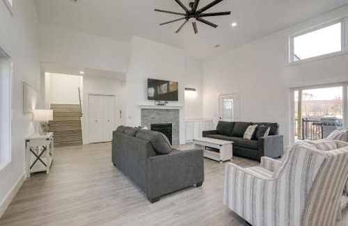 Cotter House | Bright Cotter Vacation Rental with White River Views