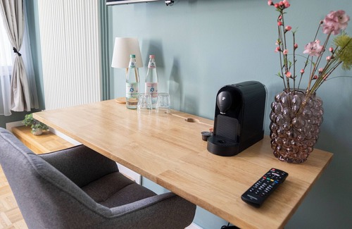 Wilmersdorf Apartment | Bright & Cozy 1 BR Apartment near Kurfürstendamm, Sleeps 3, 24h Check-In