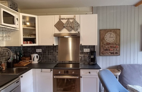 Plagne 1800 Apartment | Bright duplex for 6/7, ski-in/ski-out, WIFI, pets allowed