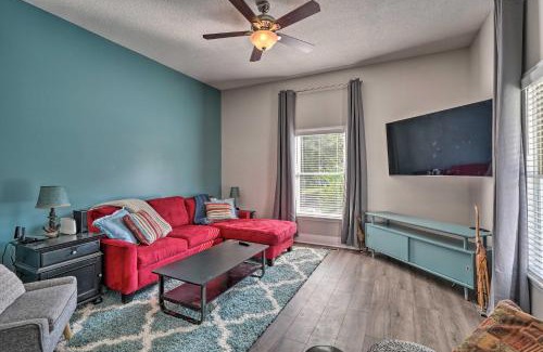 Durham House | Bright Durham Home with Fully Furnished Deck!