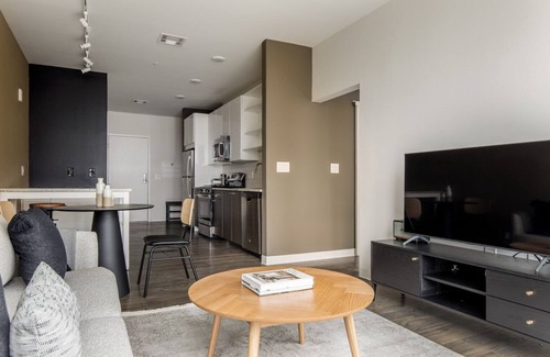 East Cambridge Apartment | Bright East Cambridge 1BR w/Gym & W/D, nr Lechmere T, by Blueground