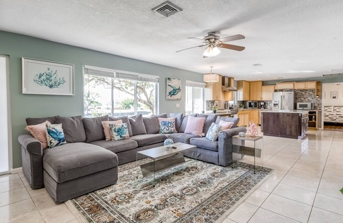 Juno Beach House | Bright Escape with Private Pool, Easy Beach Access, Free WiFi & Open Layout