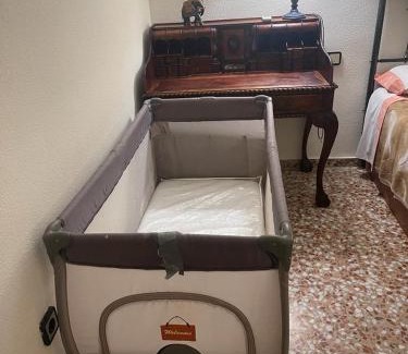 Pla del Bon Repos Apartment | Bright flat with view to the Castle and the Museum