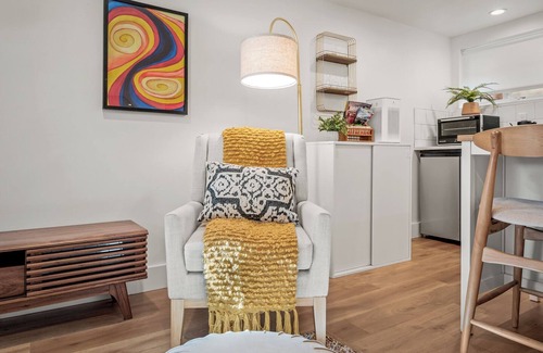 Loyal Heights Apartment | Bright Garden Level Ballard Abode; 86 Walk Score!