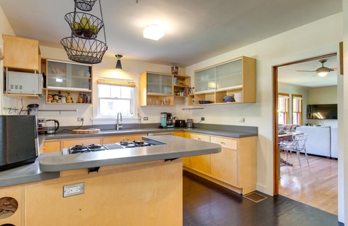 Golden House | Bright Golden Home w/Views - Walk to Downtown!