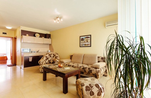 Plovdiv Center Apartment | Bright House