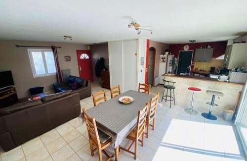 Saint-Xandre House | Bright house with garden near La Rochelle