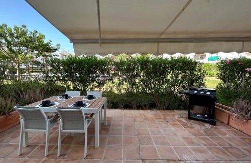 Roldan Apartment | Bright improved ground floor apartment - BA202LT