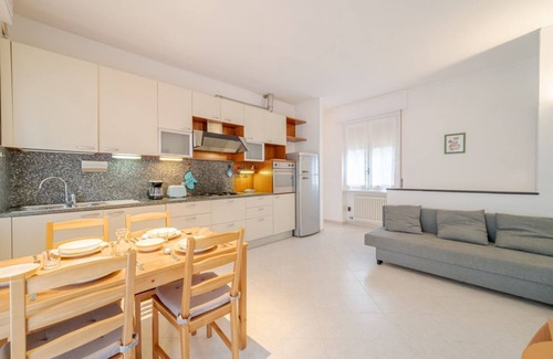 Santa Margherita Ligure Apartment | Bright and quiet 55 sqm apartment with balcony, which can accommodate up to 3 people, located on the first floor of a building with lift (NOT suitable for disabled people, several steps to access to it). The property is located in Santa Margherita Ligure
