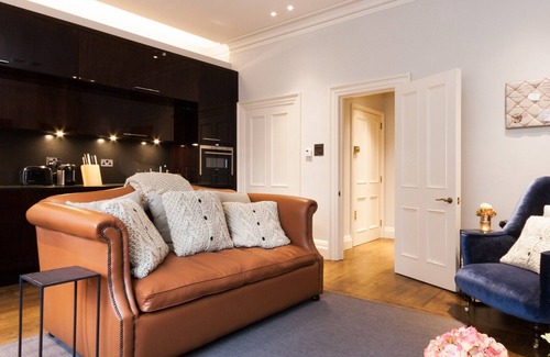 City of Westminster Apartment | Bright Mayfair Home next to Hyde Park